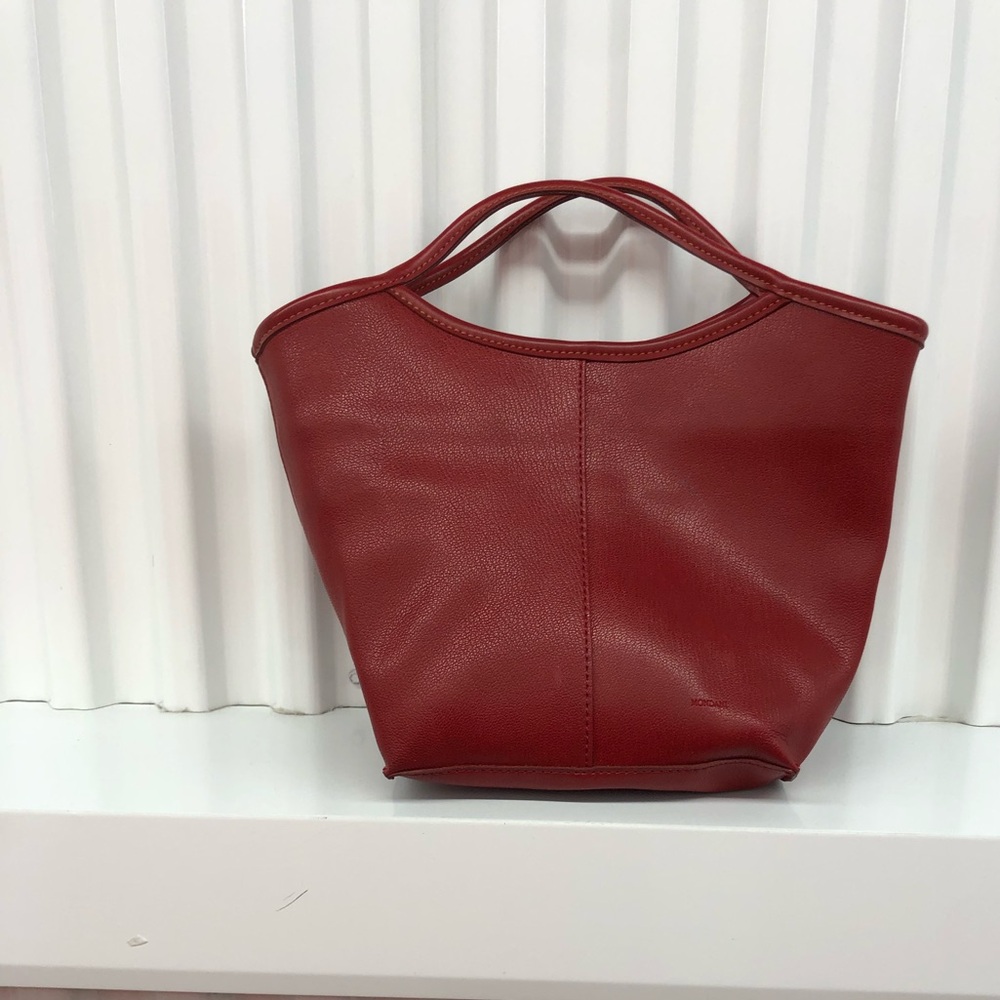 Mondani Red Handbag